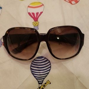 [SOLD] Authentic Gucci sunglasses